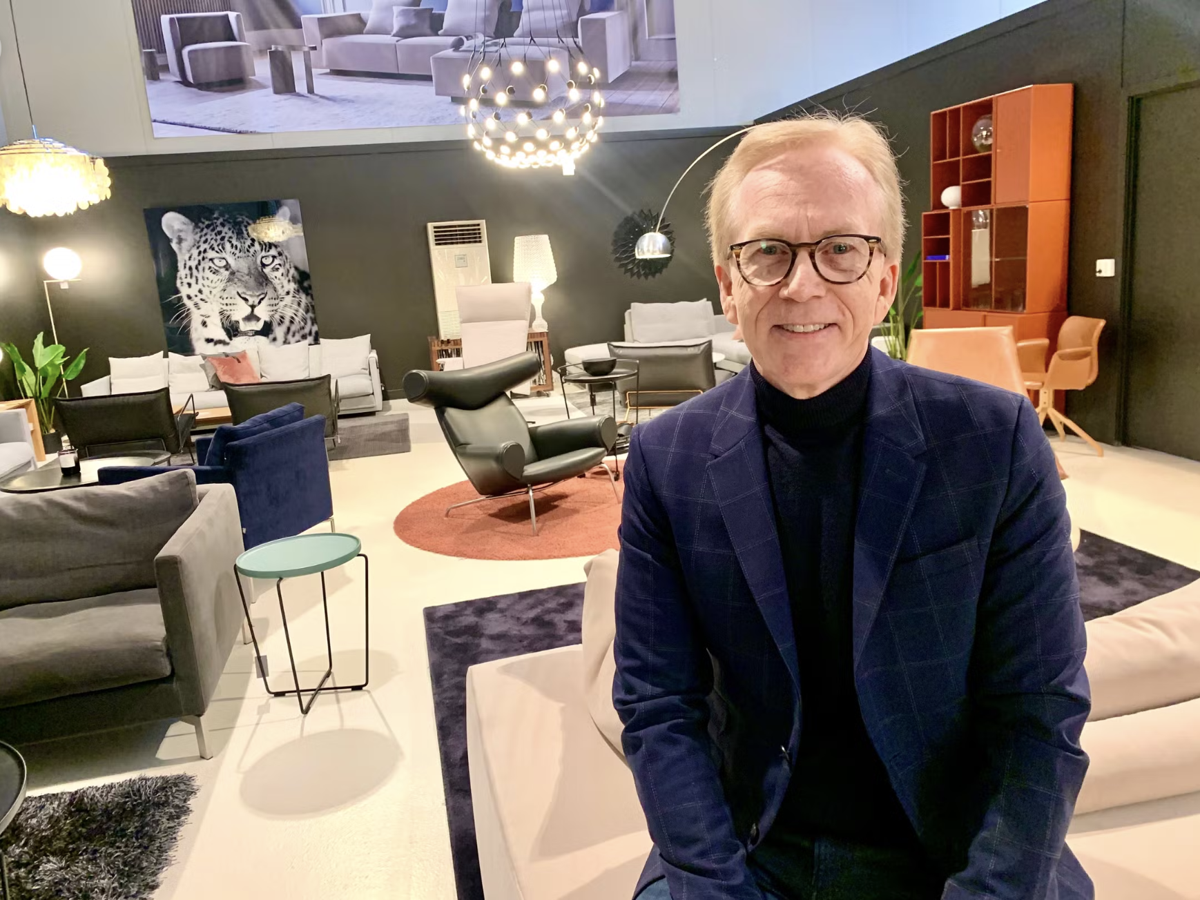 Morten Jacobsen i Møbelgalleriet Skien